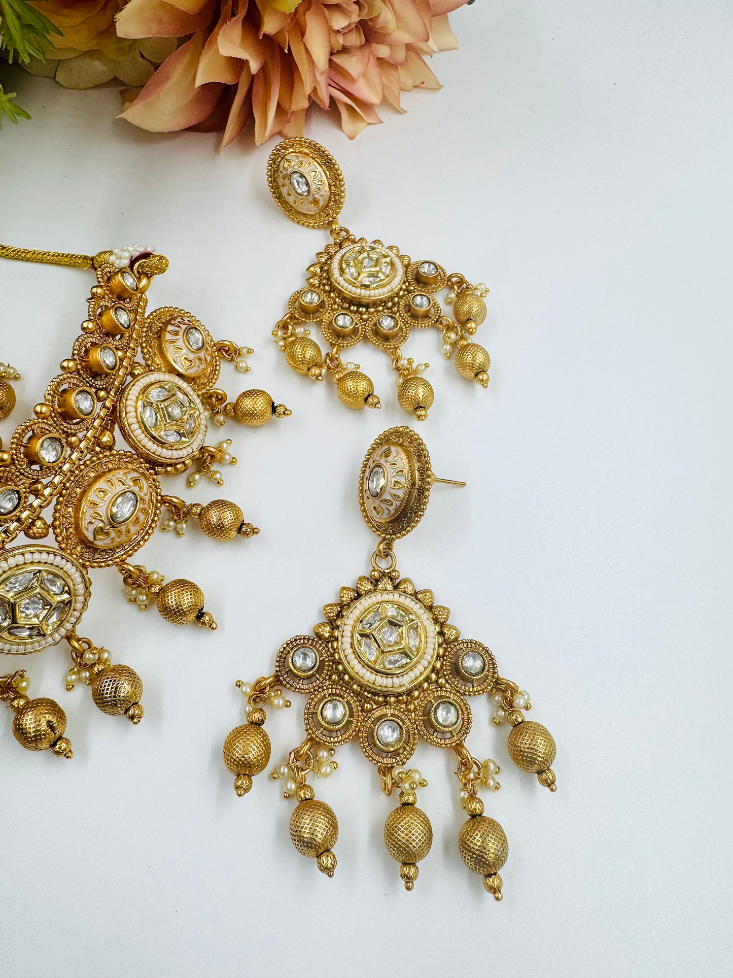 ZULEKHA NECKLACE SET
