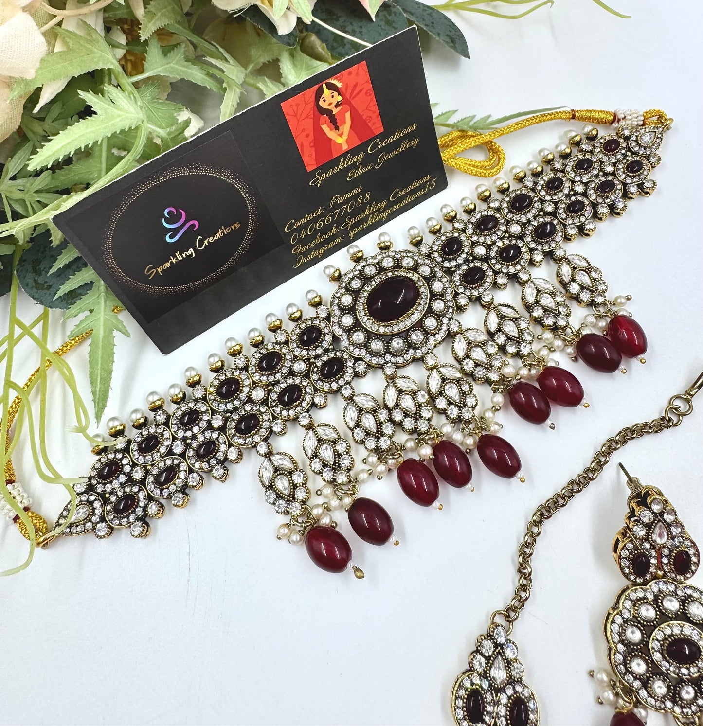 Fari Necklace Set