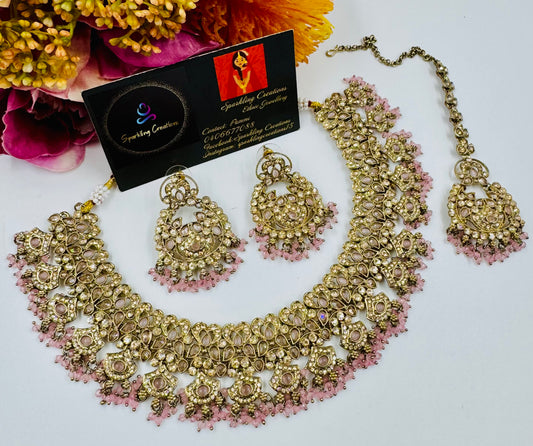 Kiya Necklace Set
