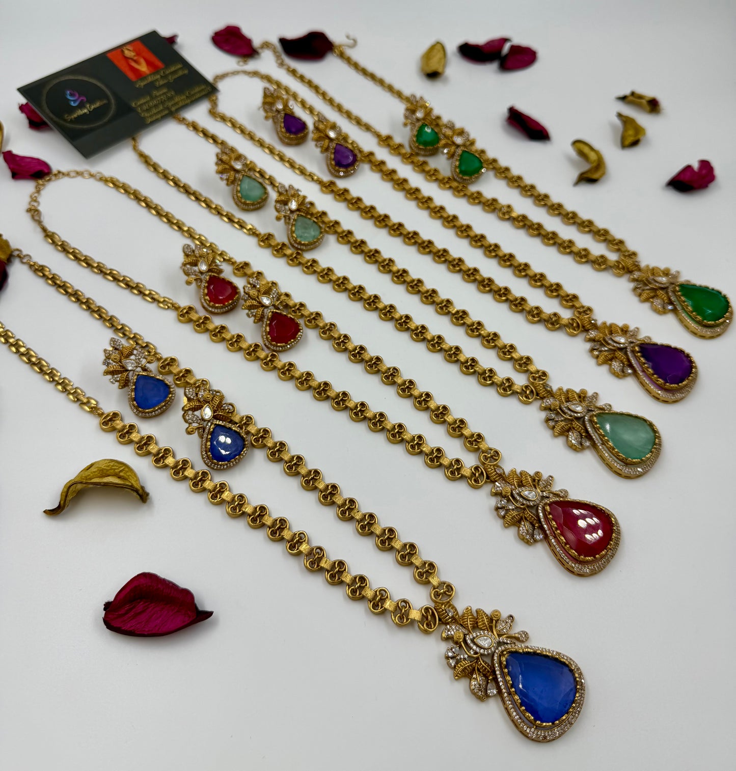 Gia Long Necklace Set