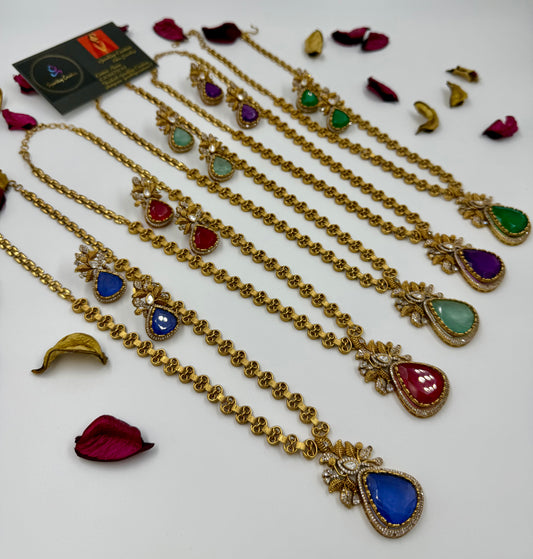 Gia Long Necklace Set