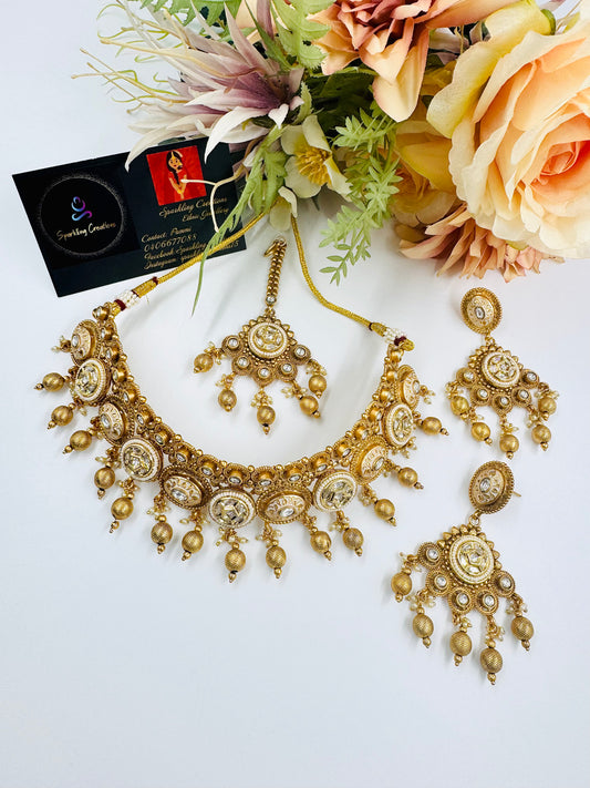 ZULEKHA NECKLACE SET
