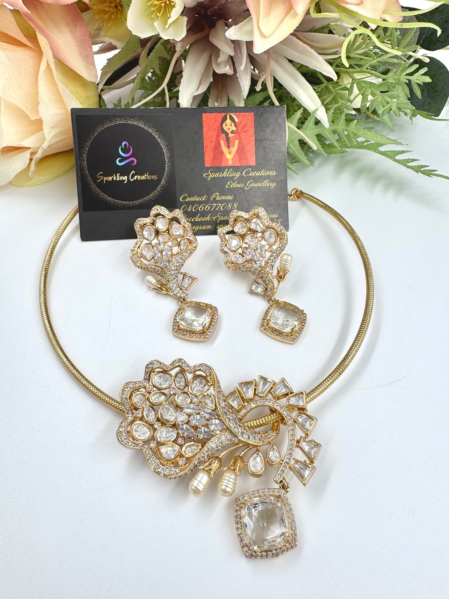 Hasli Necklace Set