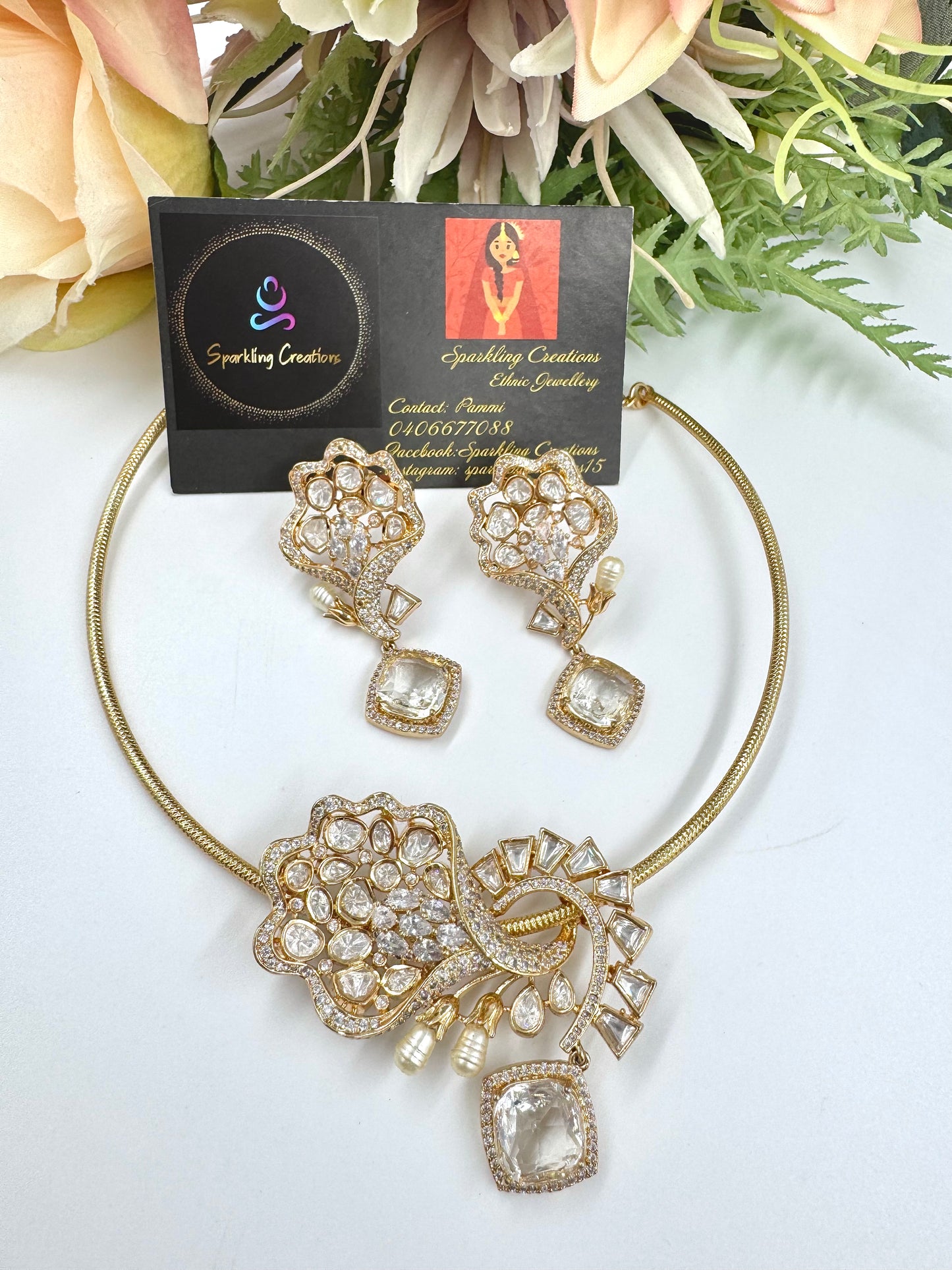 Hasli Necklace Set