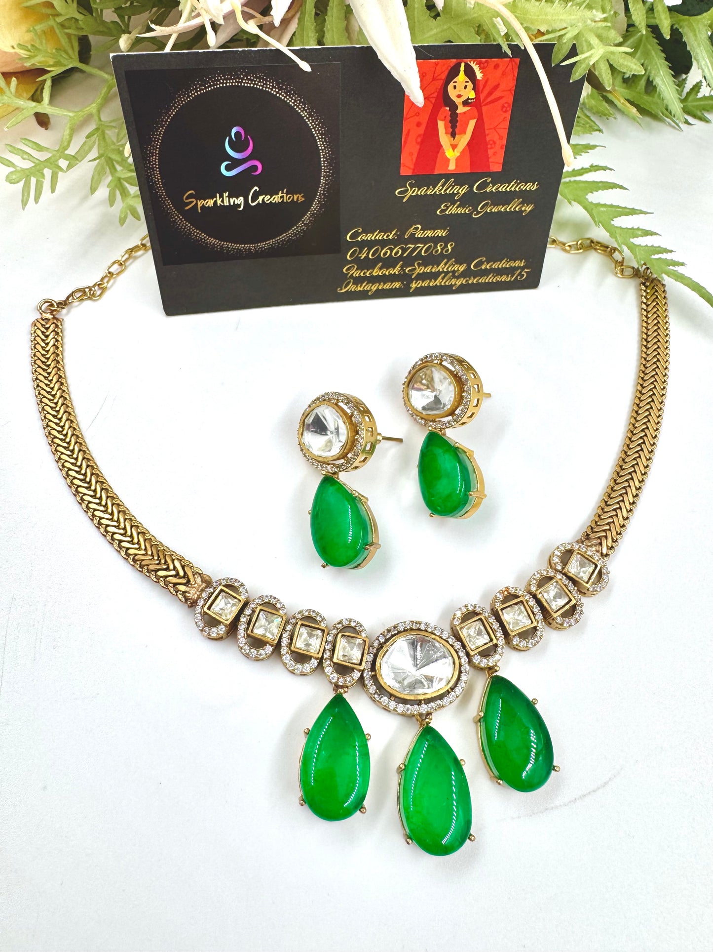 Aamna Necklace Set
